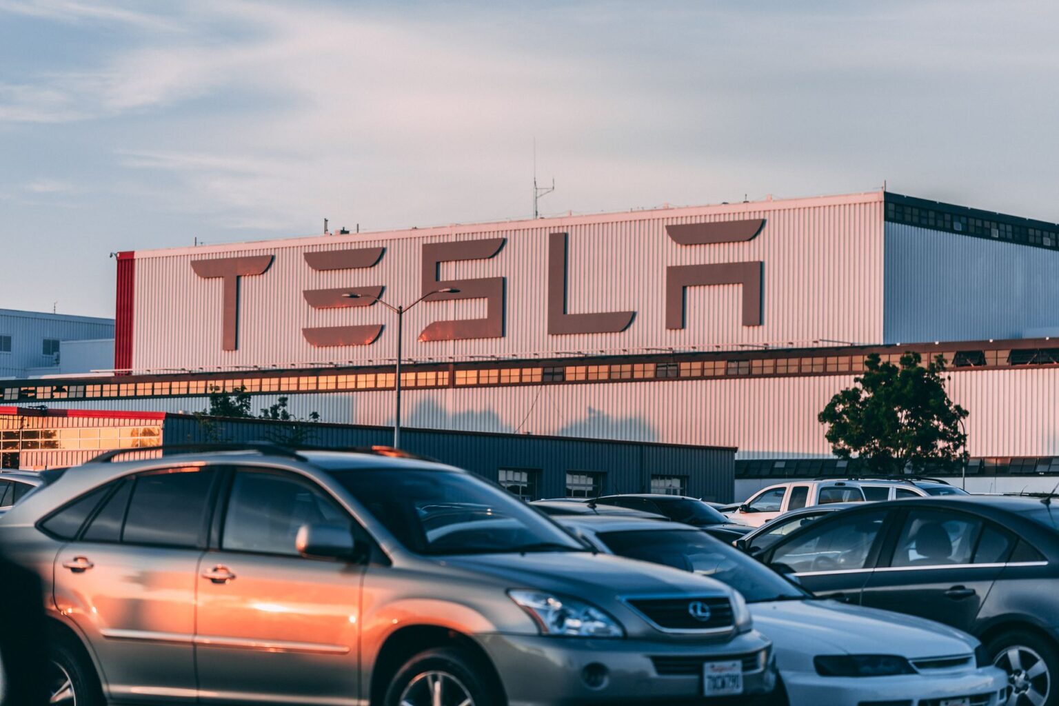 Tesla: Wer sind die Eigentümer hinter der Marke?