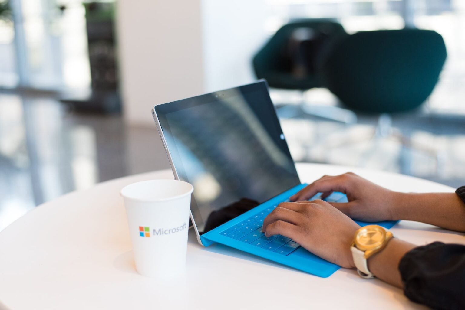 Wem gehört Microsoft? Eigentümerstruktur & Aktionäre